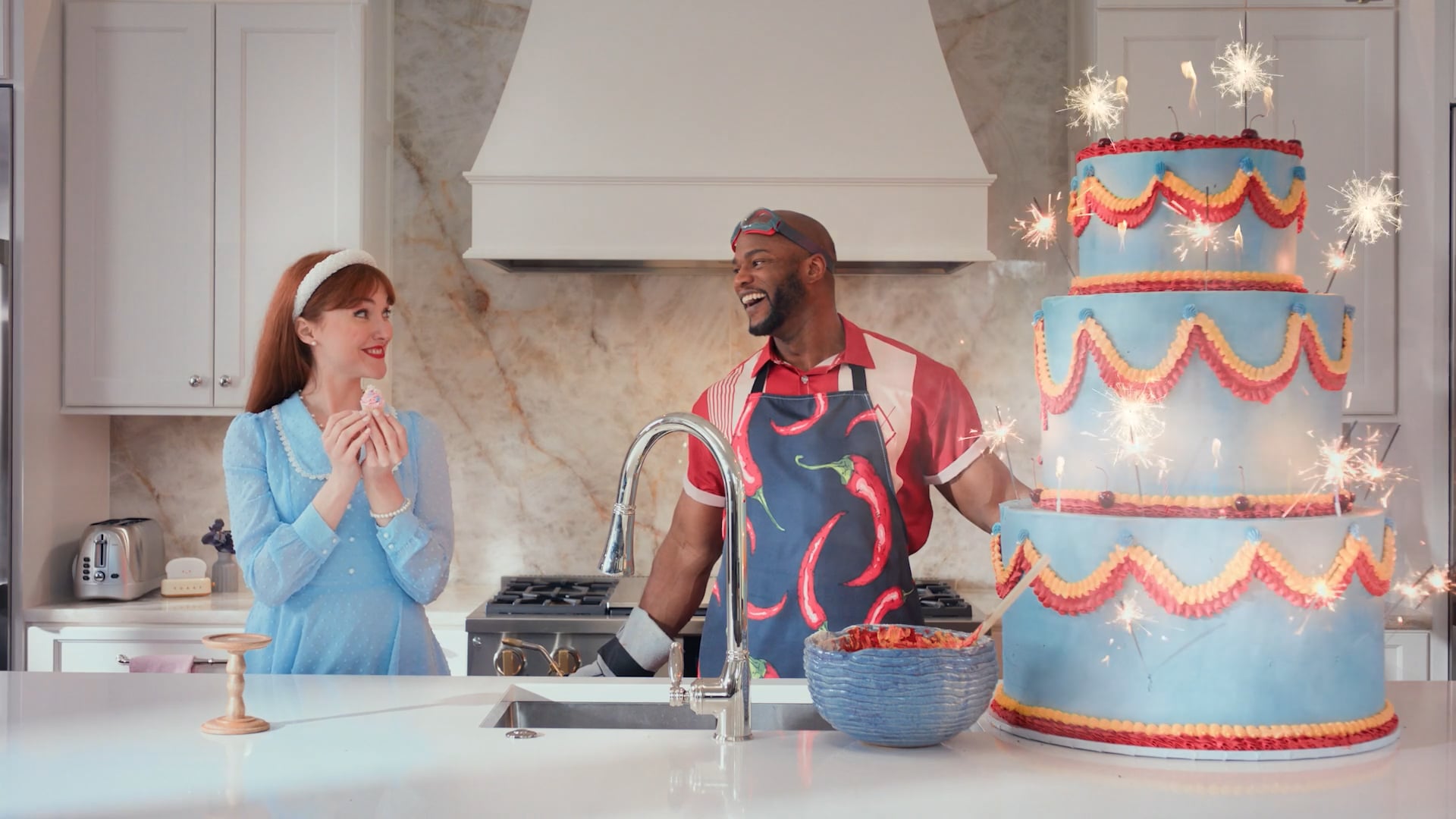 MINNIE + MAX (CAKE)