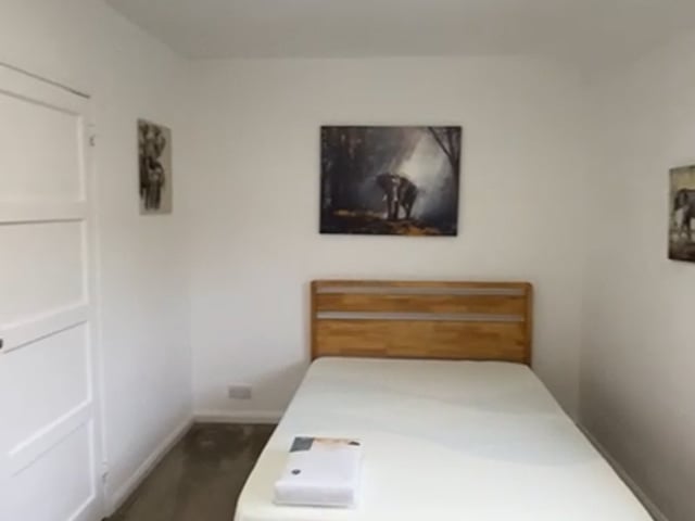 All Included, Double Bedroom in All Girls House Main Photo