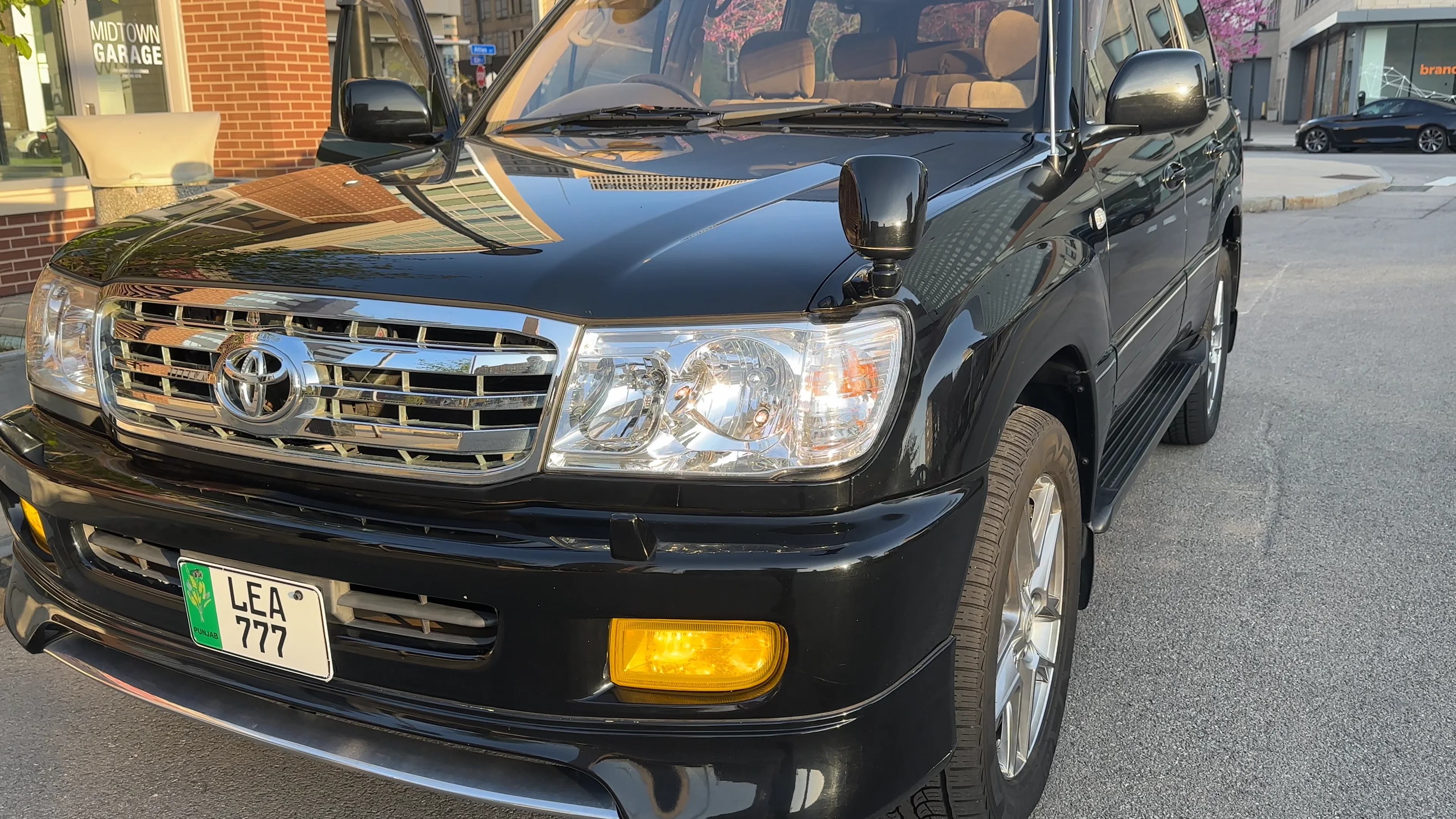 1998 Toyota Land Cruiser for Sale - Cars & Bids