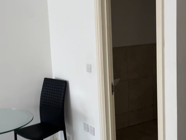 Modern Studio apartment for rent in Edwinstowe Main Photo
