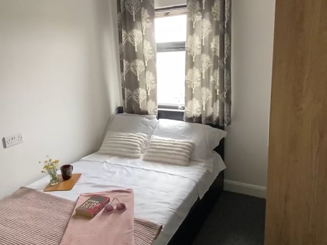 🏠Amazing Central Double Room – Bills Included!!🏠 Main Photo