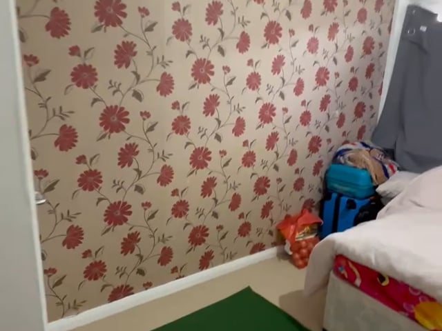 Double room available in our house Main Photo