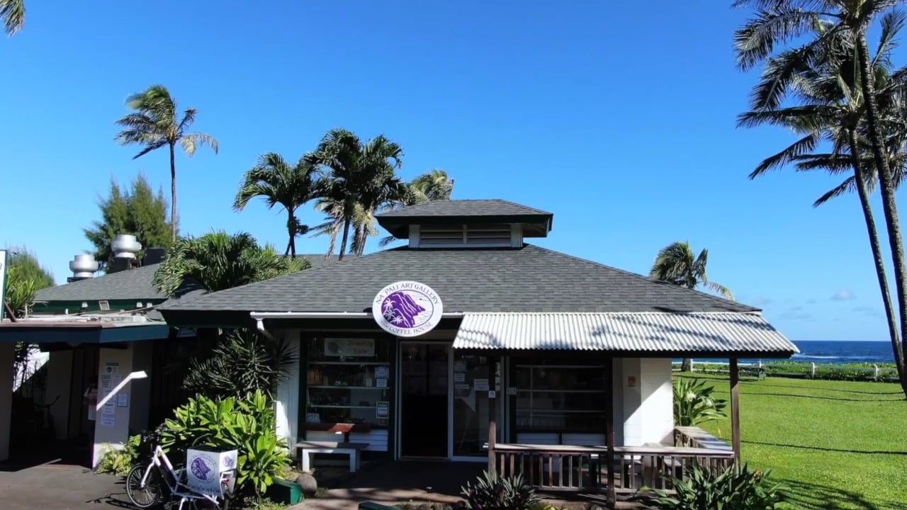 Na Pali Art Gallery & Coffee House