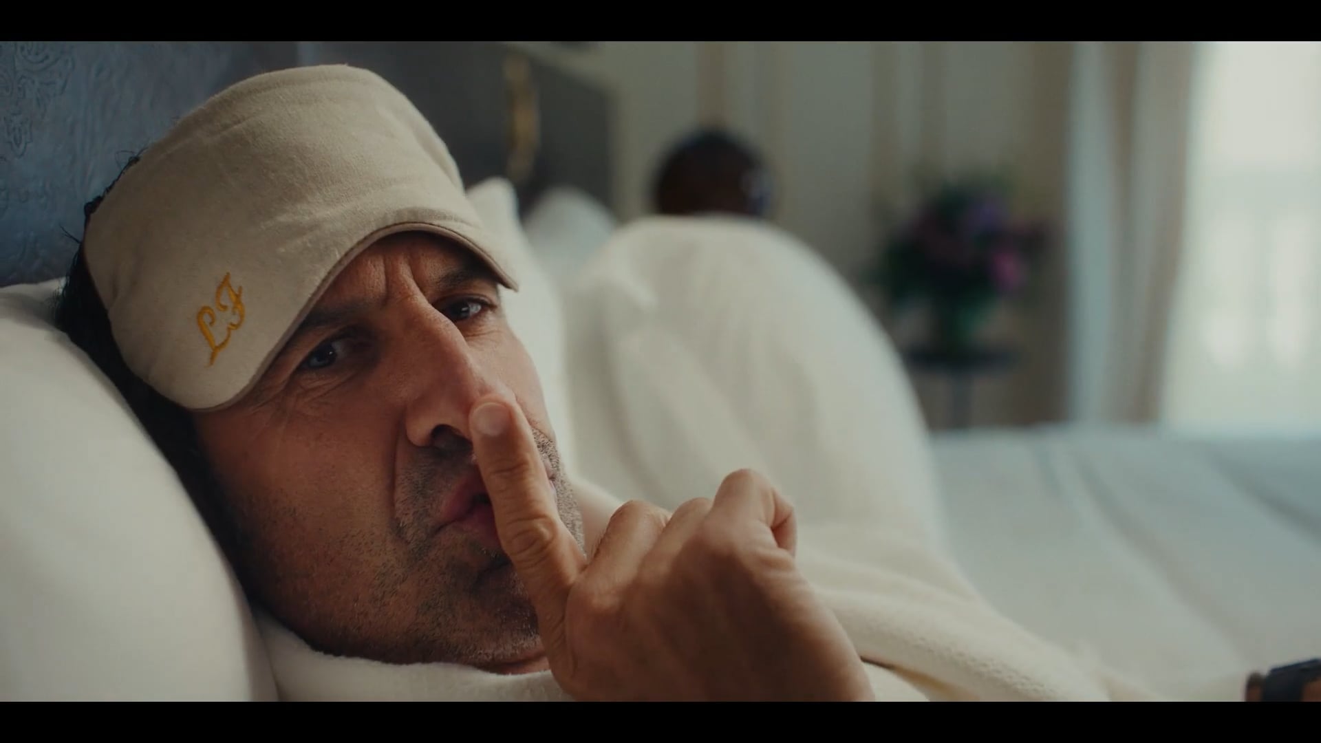 EXPEDIA UCL - Luis Figo