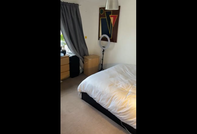 Video 1: The room is the biggest of the house! 