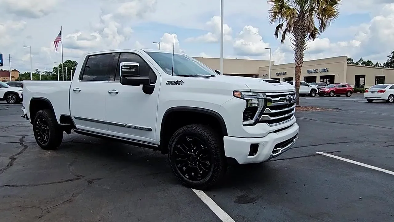 NEW 2024 CHEVROLET SILVERADO 2500 High Country at Mike Reed Chevrolet ...