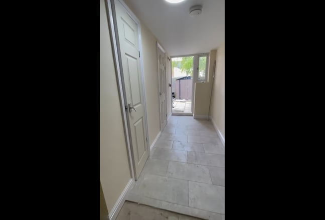 En Suite Double Room - 1St June  Move in Date Main Photo