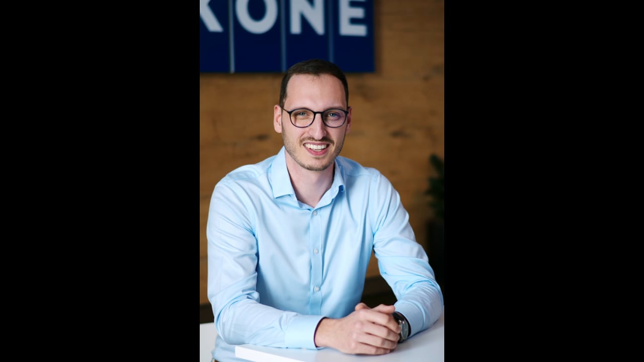 
        
          Martin Slatinka
        

        
          –
        

        
          Head of Sales
        
        