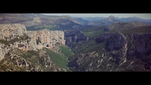deVine Voices Native French Female Voiceover Forcalquier Documentary