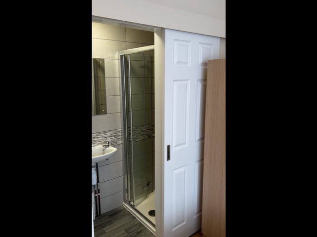 Northolt Double Ensuite Bedroom in Shared House  Main Photo