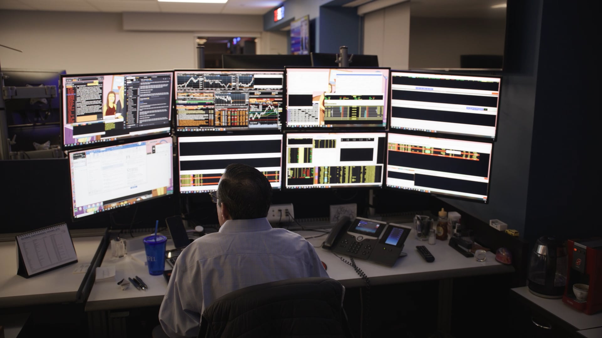 Trading Desk | Stifel B-roll On Vimeo