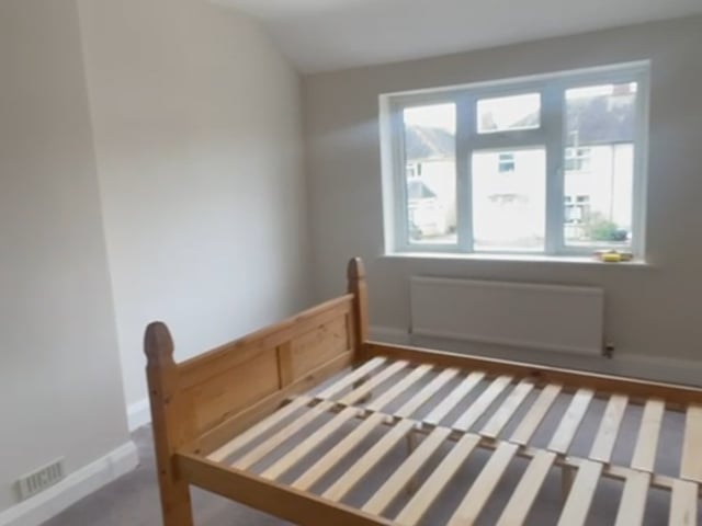 Double room to let in a 3-bed house in Headington Main Photo