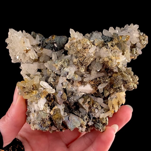 Chalcopyrite with Quartz and Pyrite