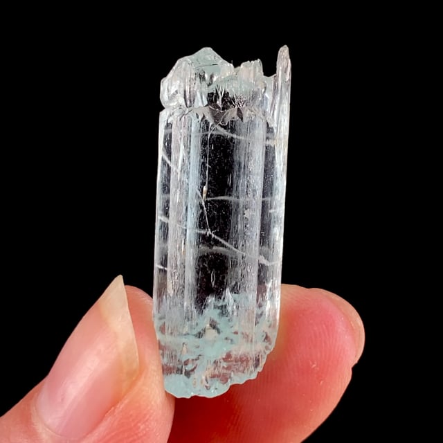 Beryl var: Aquamarine (GEMMY crystal with helix growth)