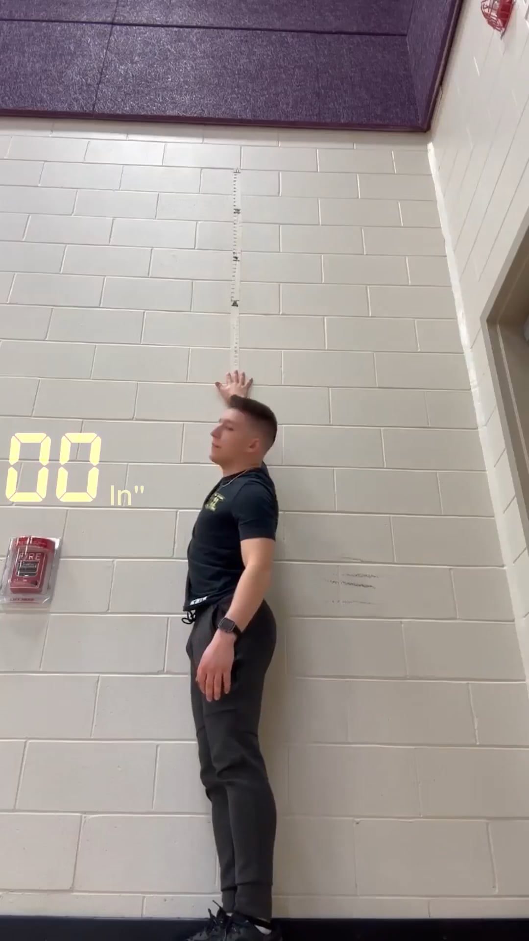 Watch daniel spektor's Vertical Jump: 31 inches