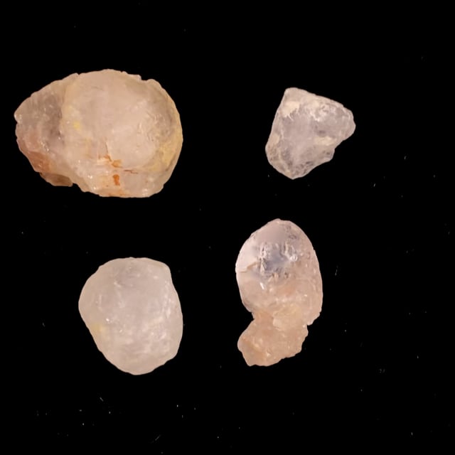 Pollucite (4-crystal set)