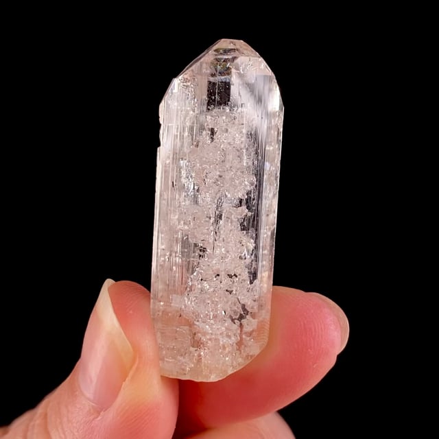 Topaz (GEMMY crystal with ''helix'' inclusions) | Sakhan-gyi, Kyauk ...
