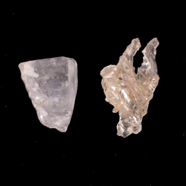 Petalite (2-crystal set)