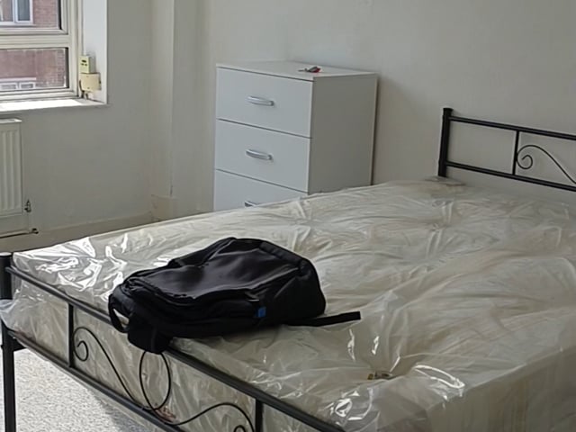 4 Double rooms to rent in Kilburn Main Photo