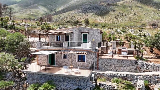 Exclusive villa overlooking the sea in San Vito Lo Capo