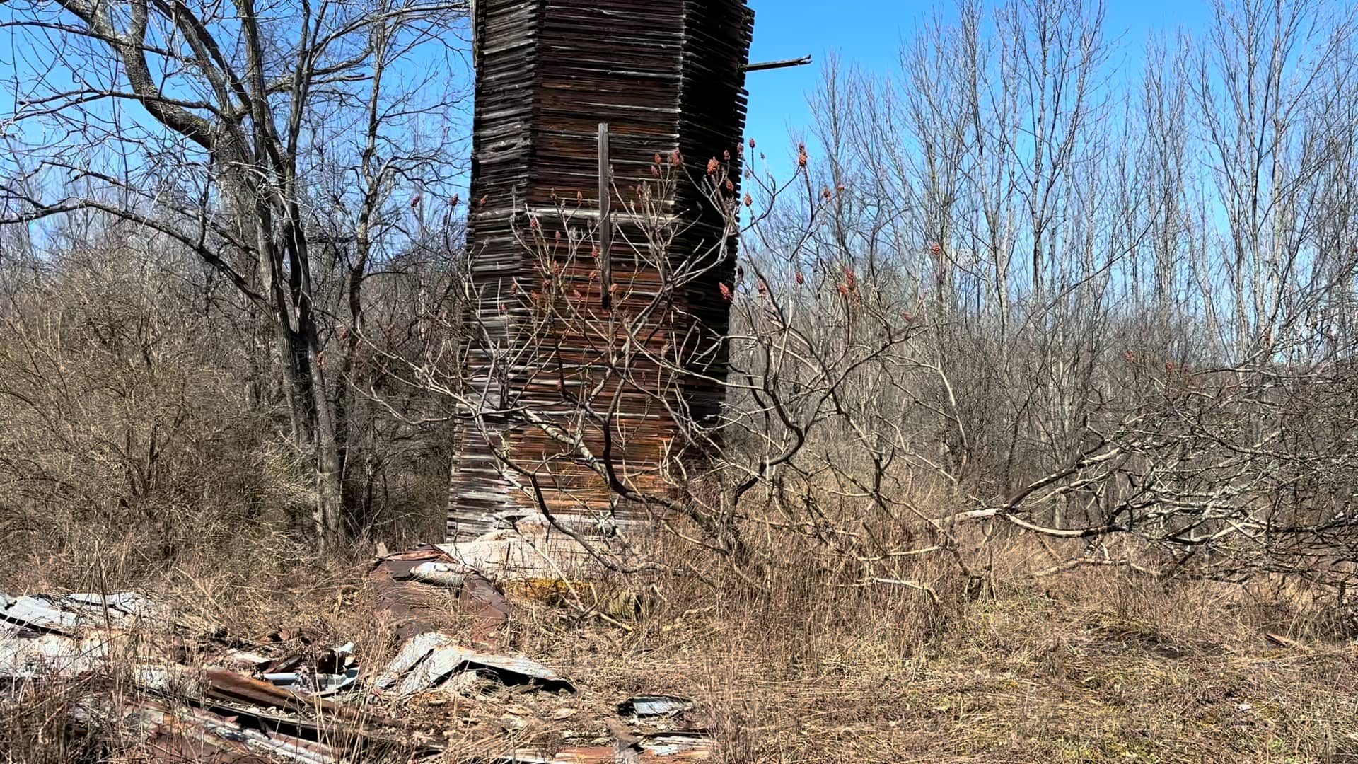 150 Year old silo from Civil War days. on Vimeo