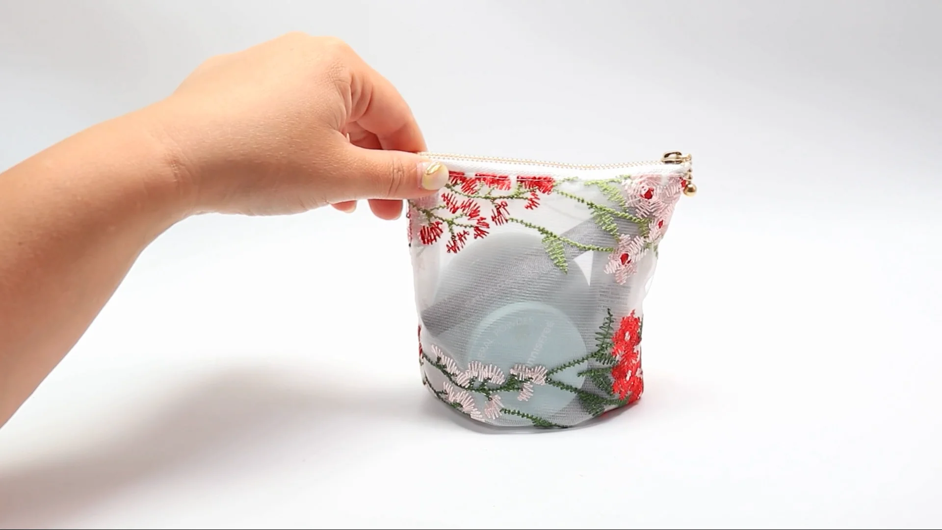 み様専用ページ☆ハート刺繍のヌビポーチ グレー×ブラック