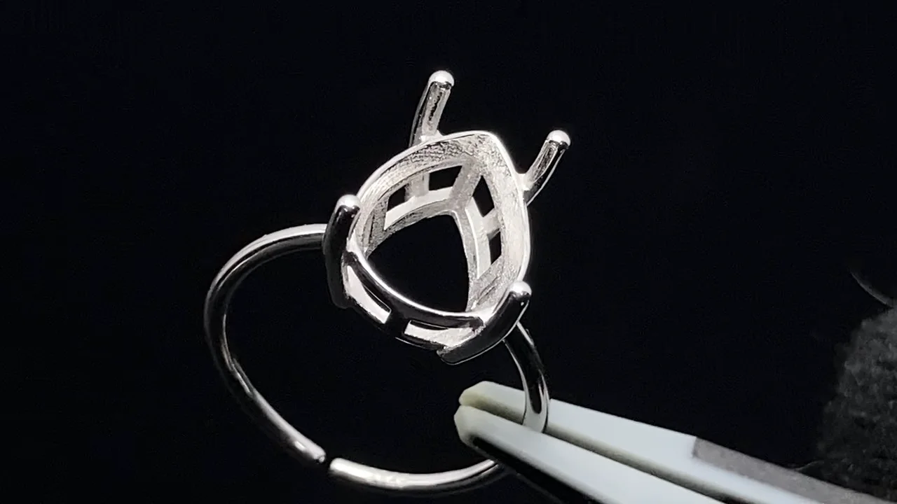 シルバー925 リング空枠(爪留め)ペアシェイプファセットカット12×8mm