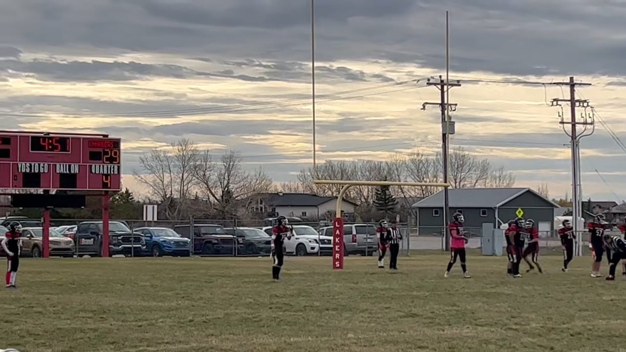 Watch cole morison's defensive half back film