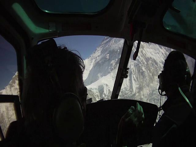 Helicopter filming on Mount Everest - 3D