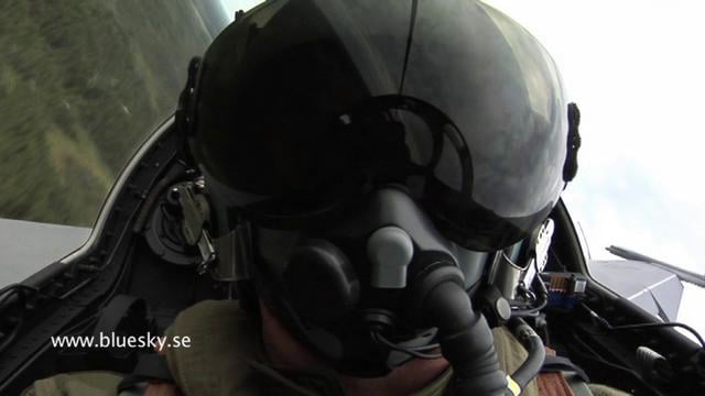 Fly the Swedish Fighter JAS 39 Gripen