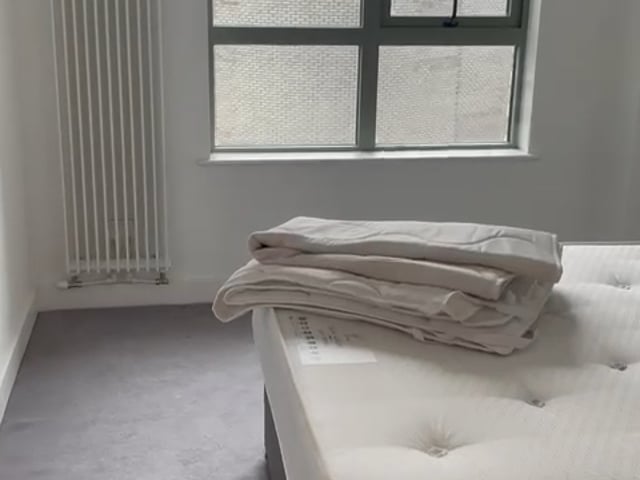 Double Room in shared apartment  Main Photo