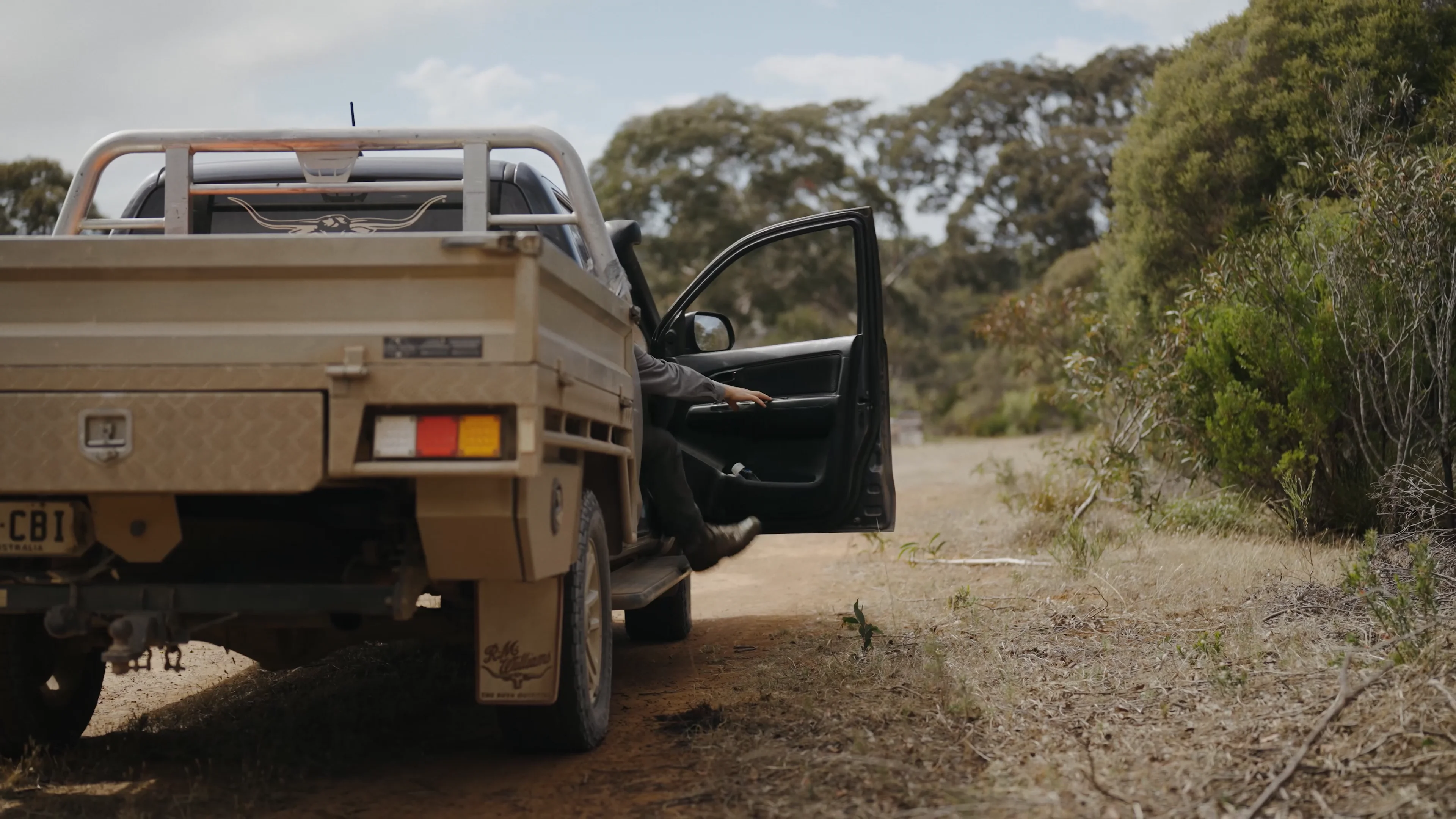 Ellie Dudley: Australia'S Untold Story - 5fyfbau