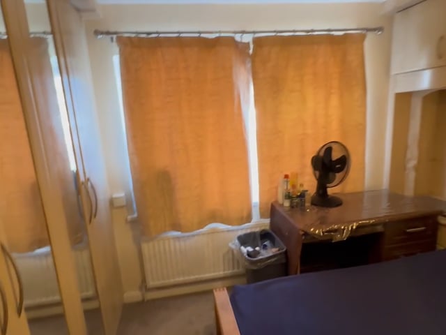 One double room available in Hayes Middlesex  Main Photo