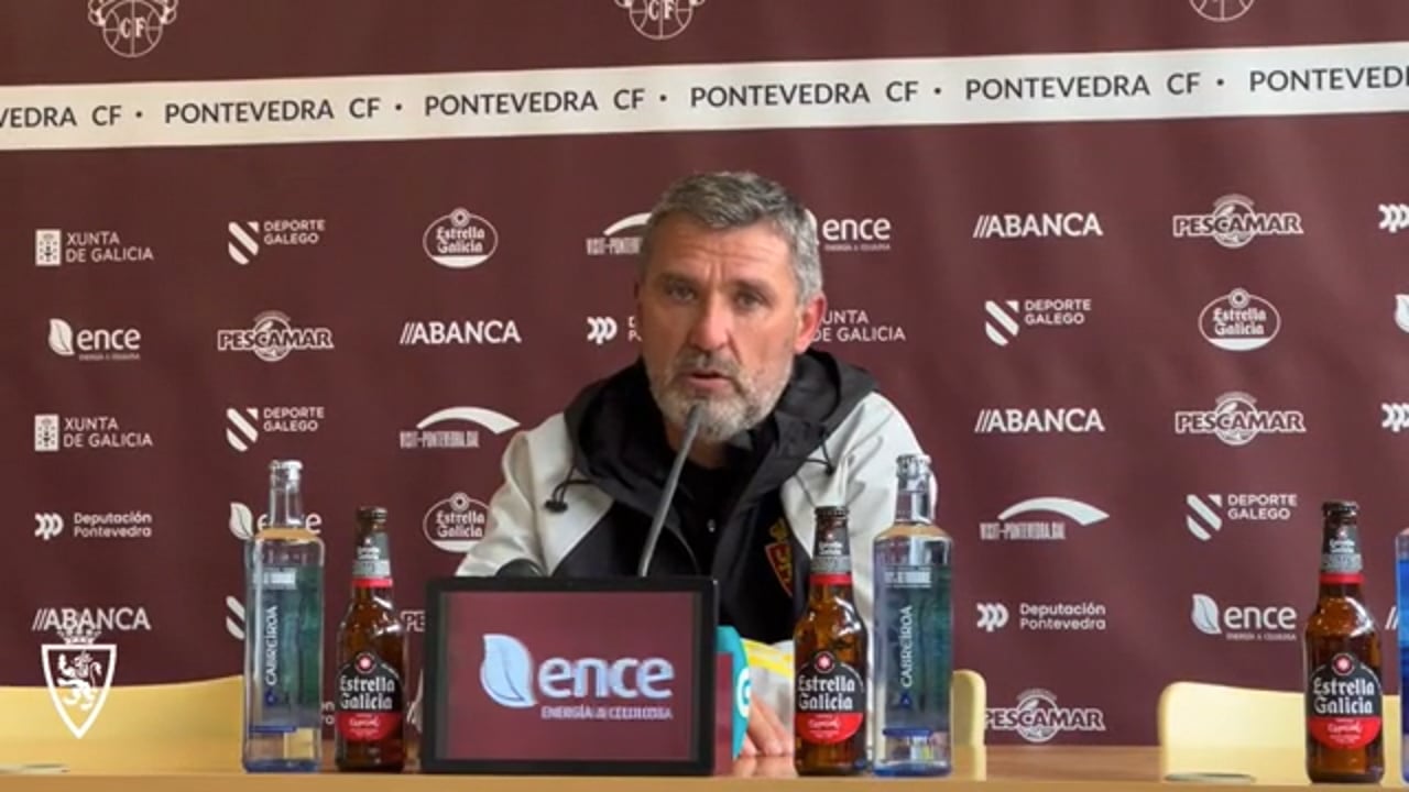 EMILIO LARRAZ (Entrenador D. Aragón) CF Pontebedra 3-1 Deportivo Aragón " Partido de Vuelta - Playoff de Ascenso a primera Rfef "