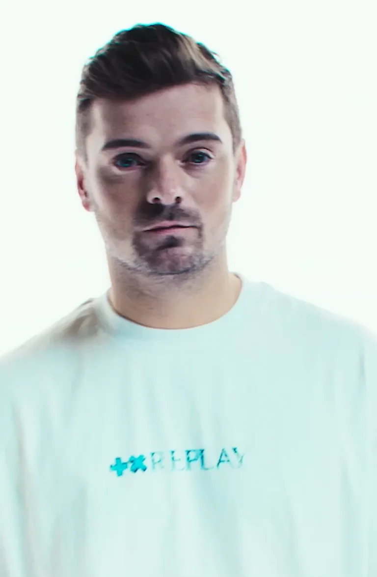 Replay x Martin Garrix: Stylish and Comfortable: 100% Cotton