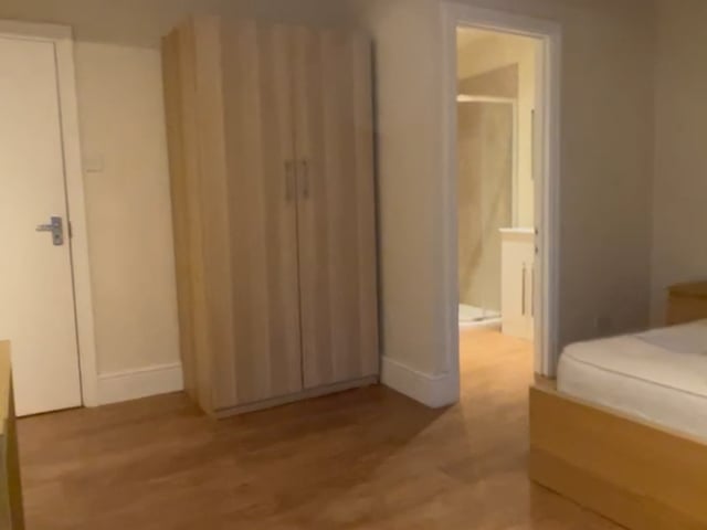 2 En-Suite rooms available  Main Photo