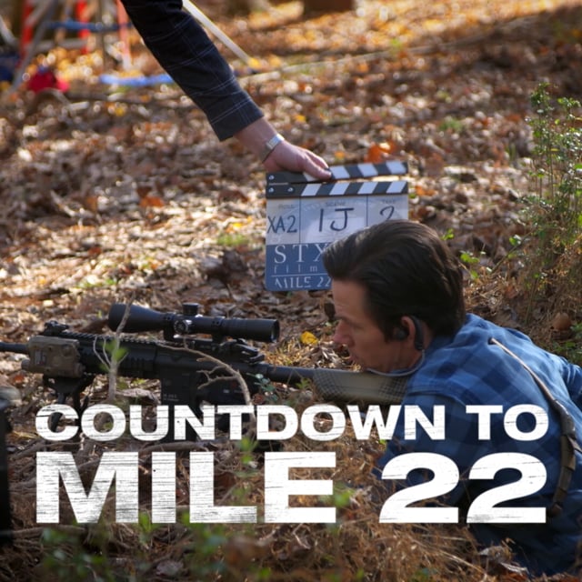 Combat Cinema / Meet A Killer Hero