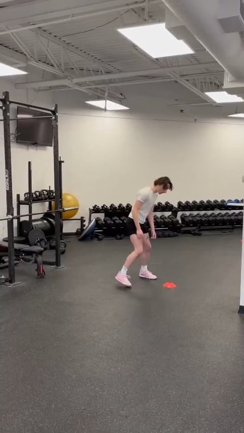 Watch kyllian gimenez's 5-10-5 Agility: 4.5 seconds