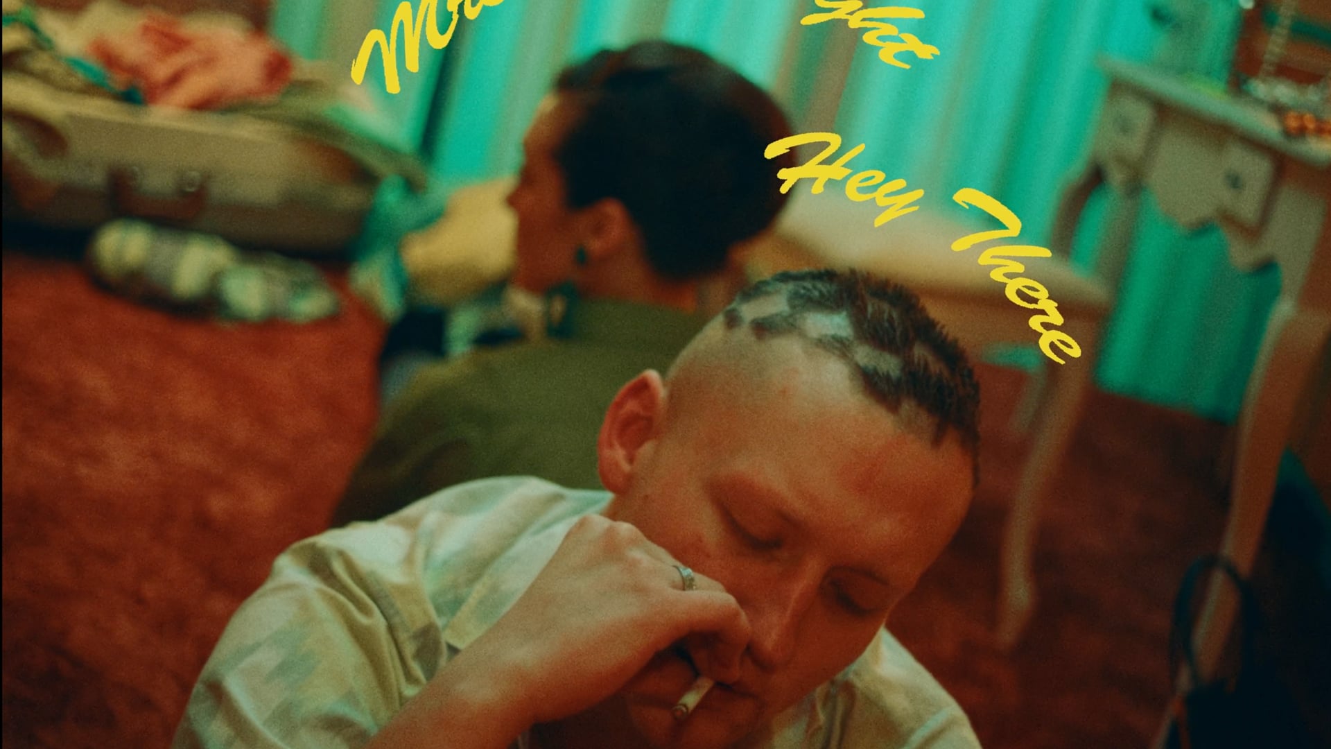 Yellow Days - Mrs Moonlight (Official Music Video)