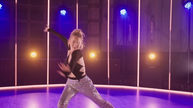 Paige Olivelle 'Boogie Wonderland'