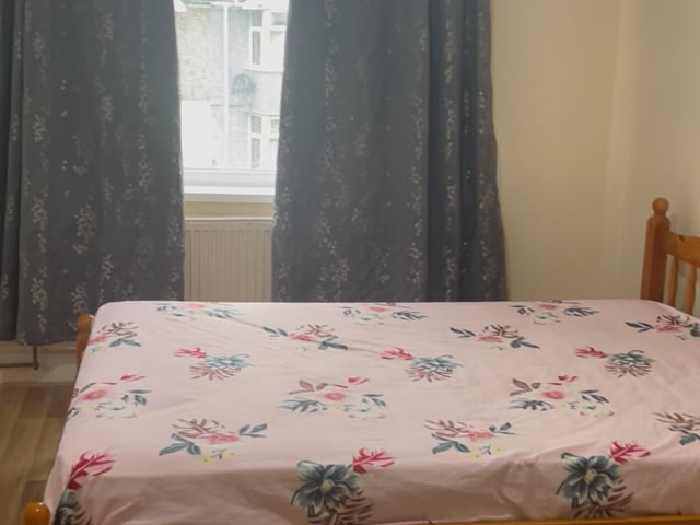 Double room in rent in Hillingdon near Uxbridge ro Main Photo
