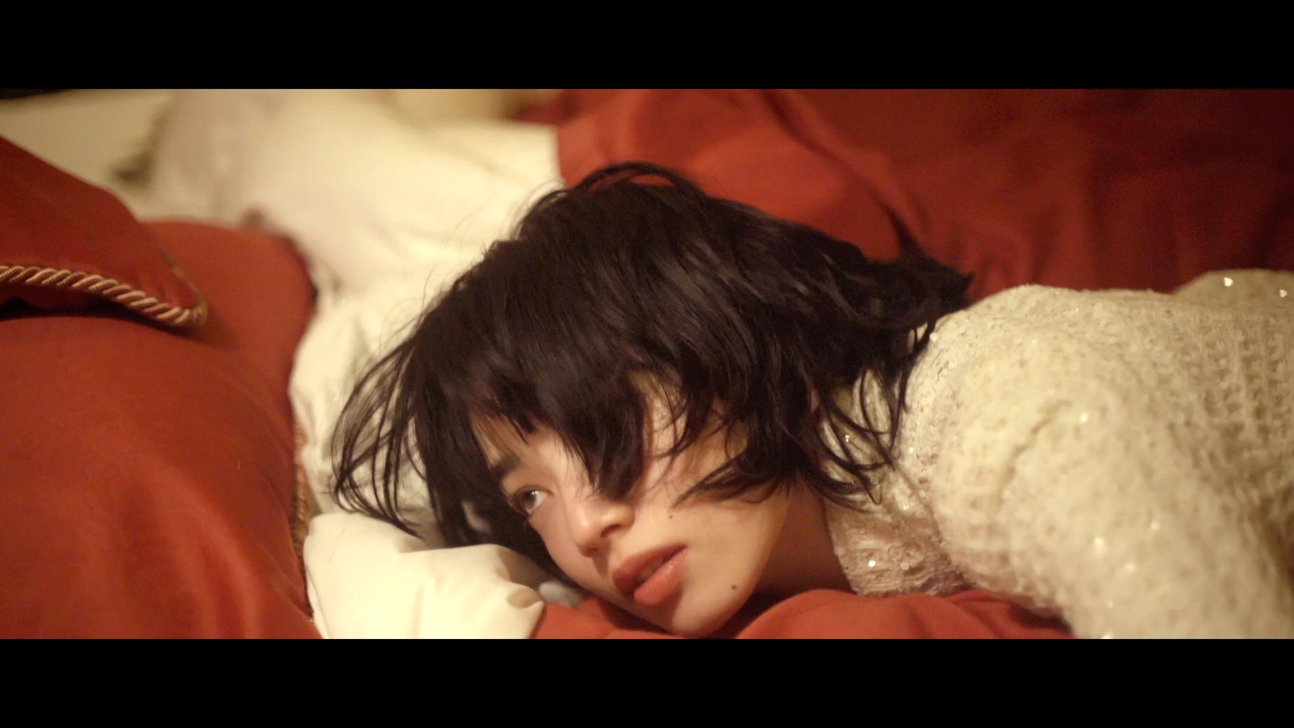 CHANEL x Nana Komatsu 「Hear Me Out」 | FIGARO JAPAN on Vimeo