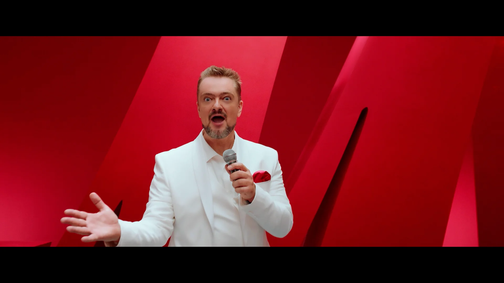 Пушной эльдорадо. Рекламное лицо мвидео. Реклама м видео 2013. Пушной реклама эльдорадо. Пушной эльдорадо.