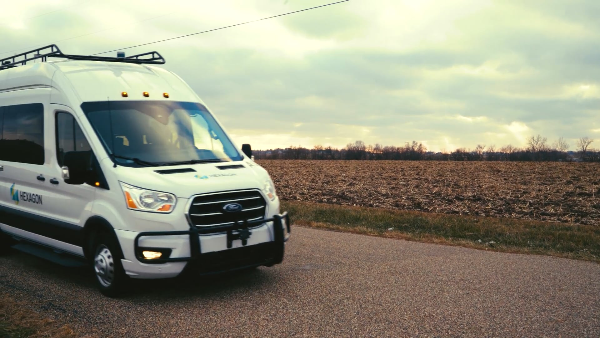 COMMERCIAL - Hexagon - Ford Transit with Apollo