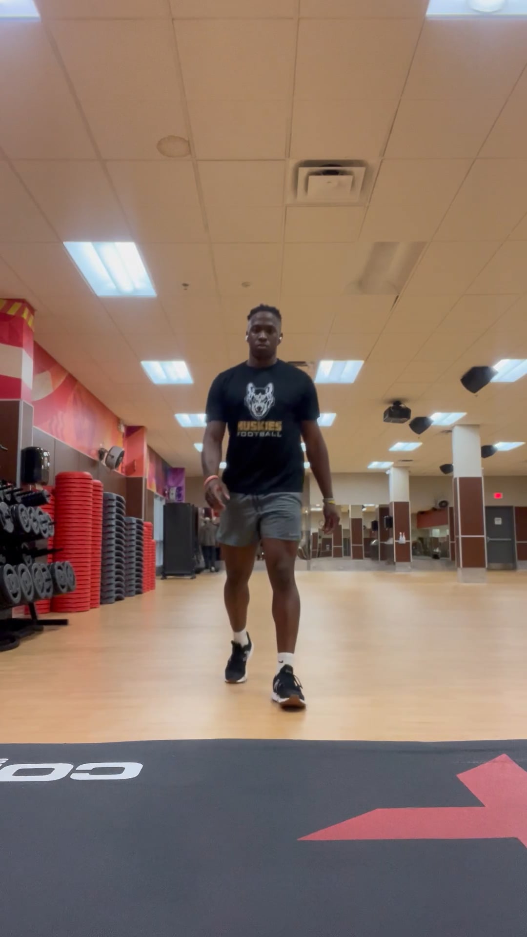 Watch juan banguero's Vertical Jump: 32.1 inches