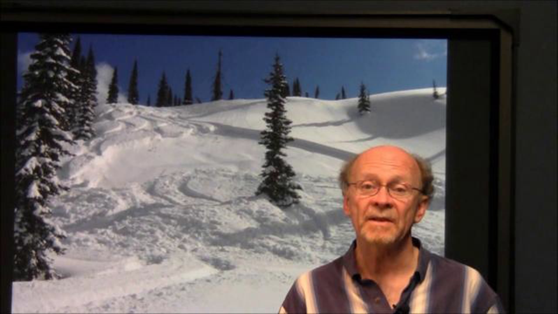 SWarm - Forecasting daytime warming of the upper snowpack