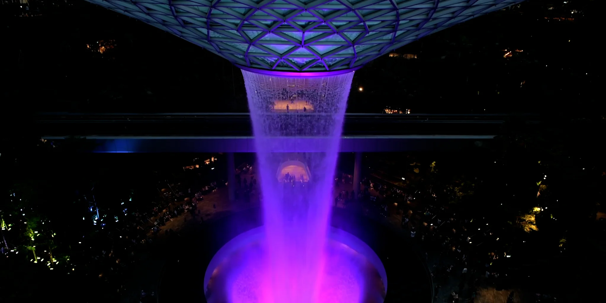 Rain Vortex, Changi Airport — LACHLAN TURCZAN