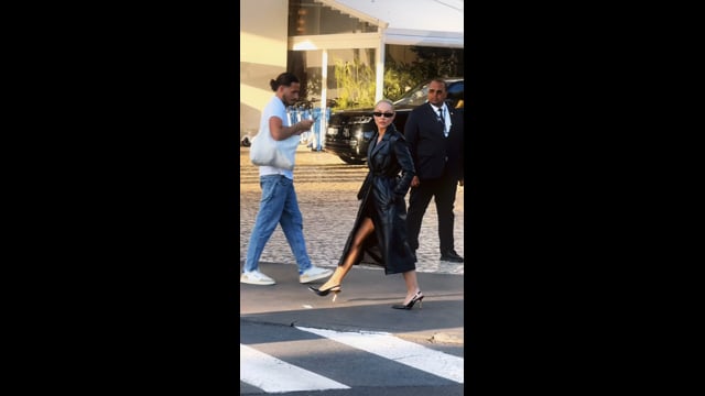 Trench Coat de Couro com Cinto 