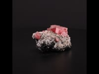 60902 - Rhodochrosite, Quartz