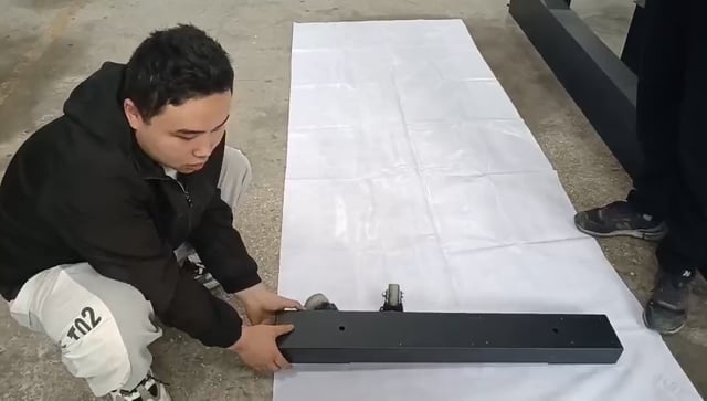 Stand Setup of F1-3200 3.2 Meters FastCOLOUR UV Large Format Printer
